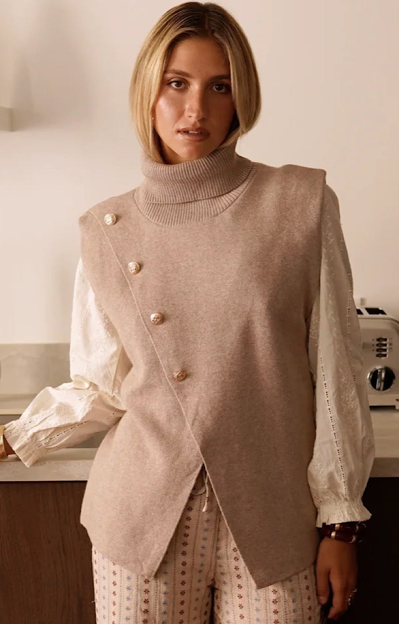 PULL SANS MANCHES LILIA