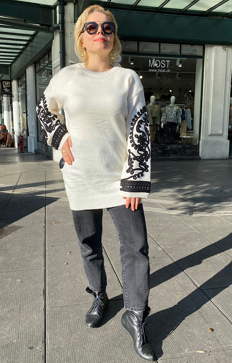 PULL ROBE MAILLE BRODÉE BLANC 45818A